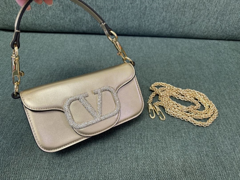 Va1e*ntin0 satchel bag